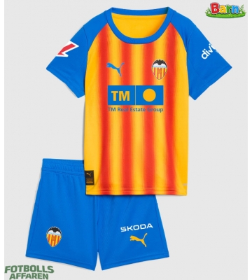 Valencia Tredjeställ Barn 2025-26 Kortärmad (+ Korta byxor)